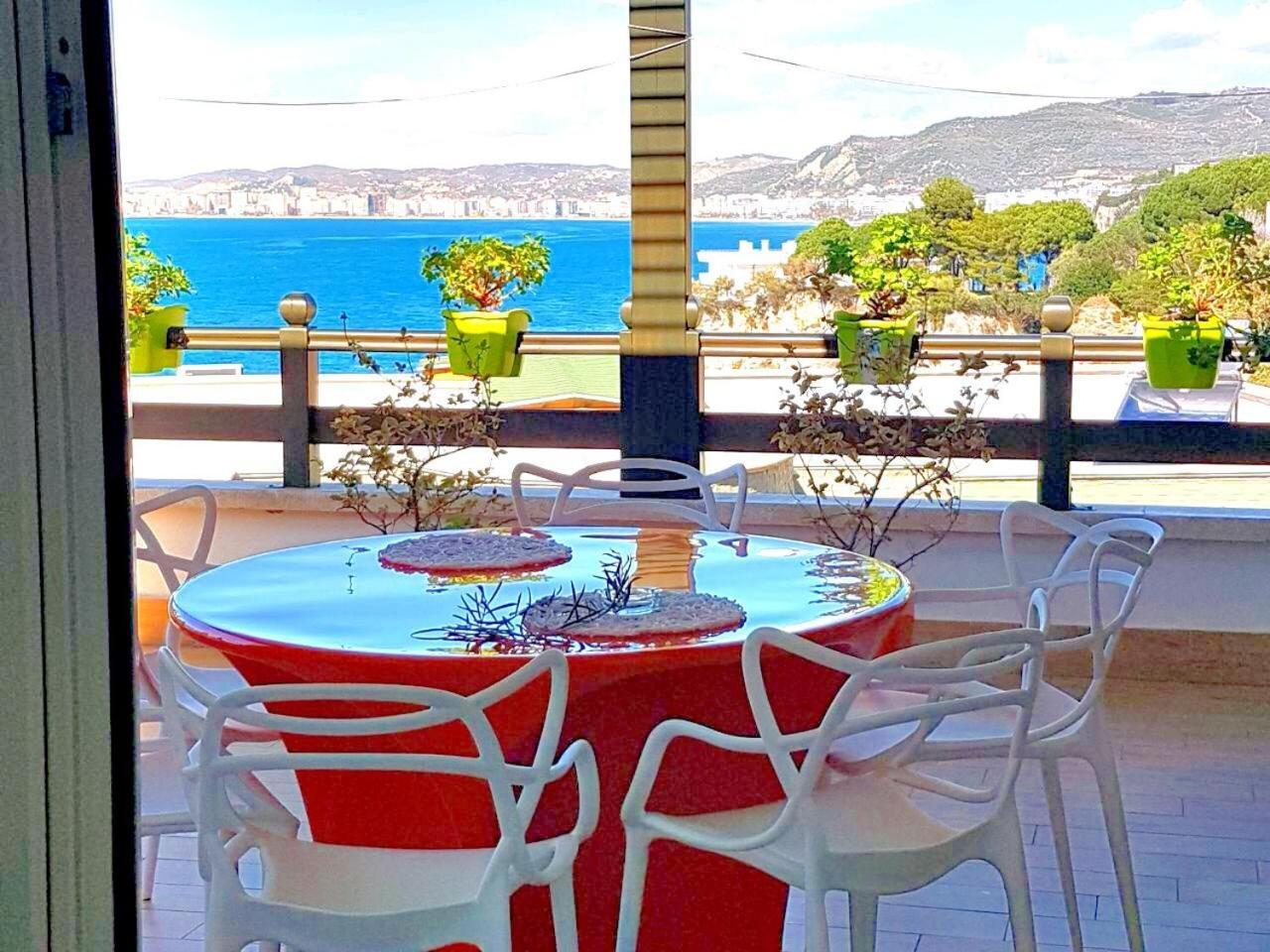 Vila Rina At Aquamarine Residence Vlore Exterior photo